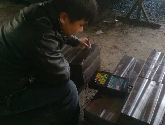 超聲波探傷儀試機(jī)現(xiàn)場(chǎng)